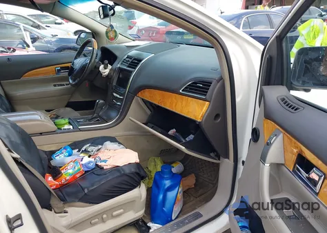 2013 Lincoln Mkx z USA, uszkodzony, nr VIN 2LMDJ6JK1DBL15590